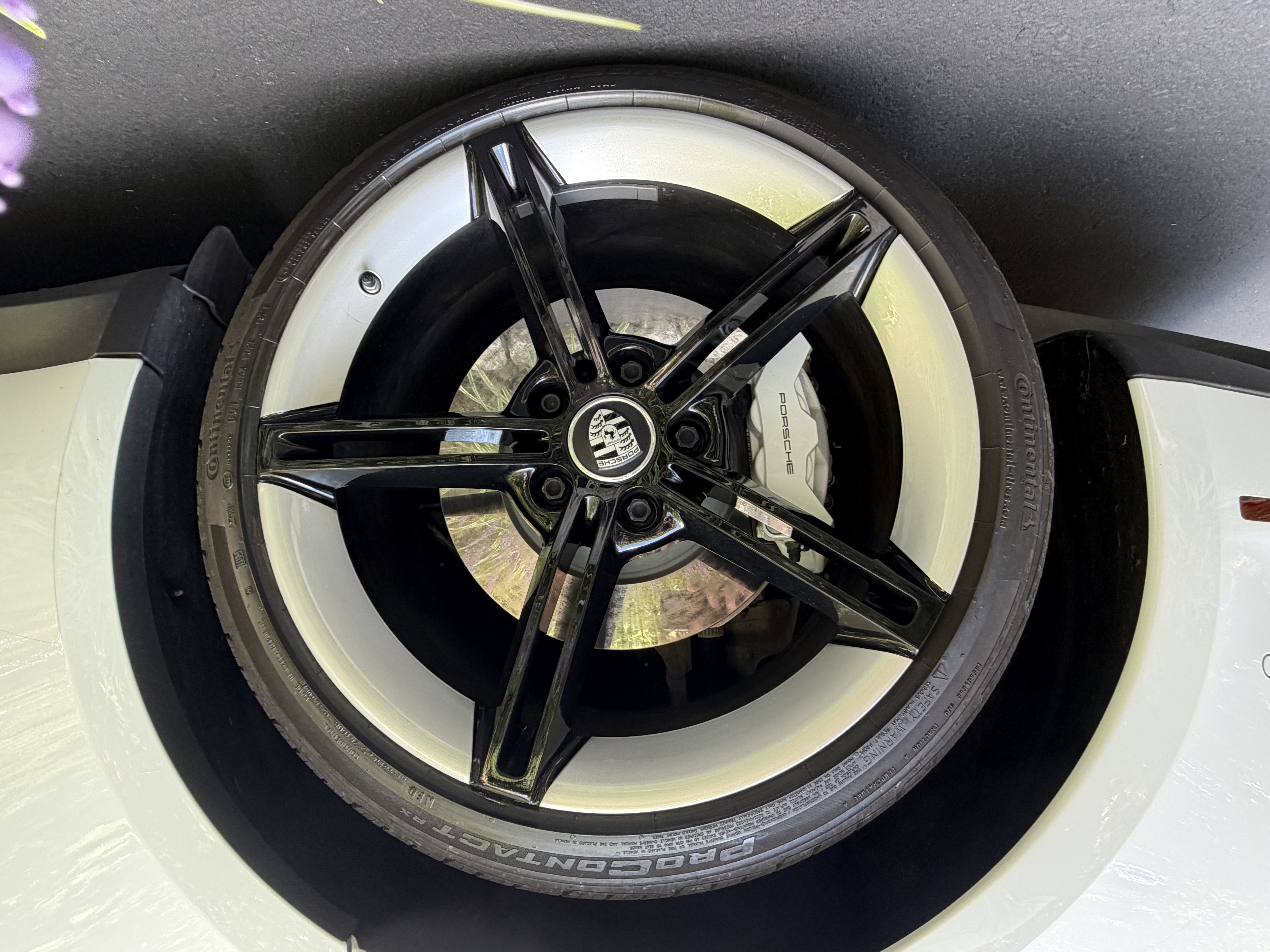 Used 2020 Porsche Taycan AWD/4WD image 19