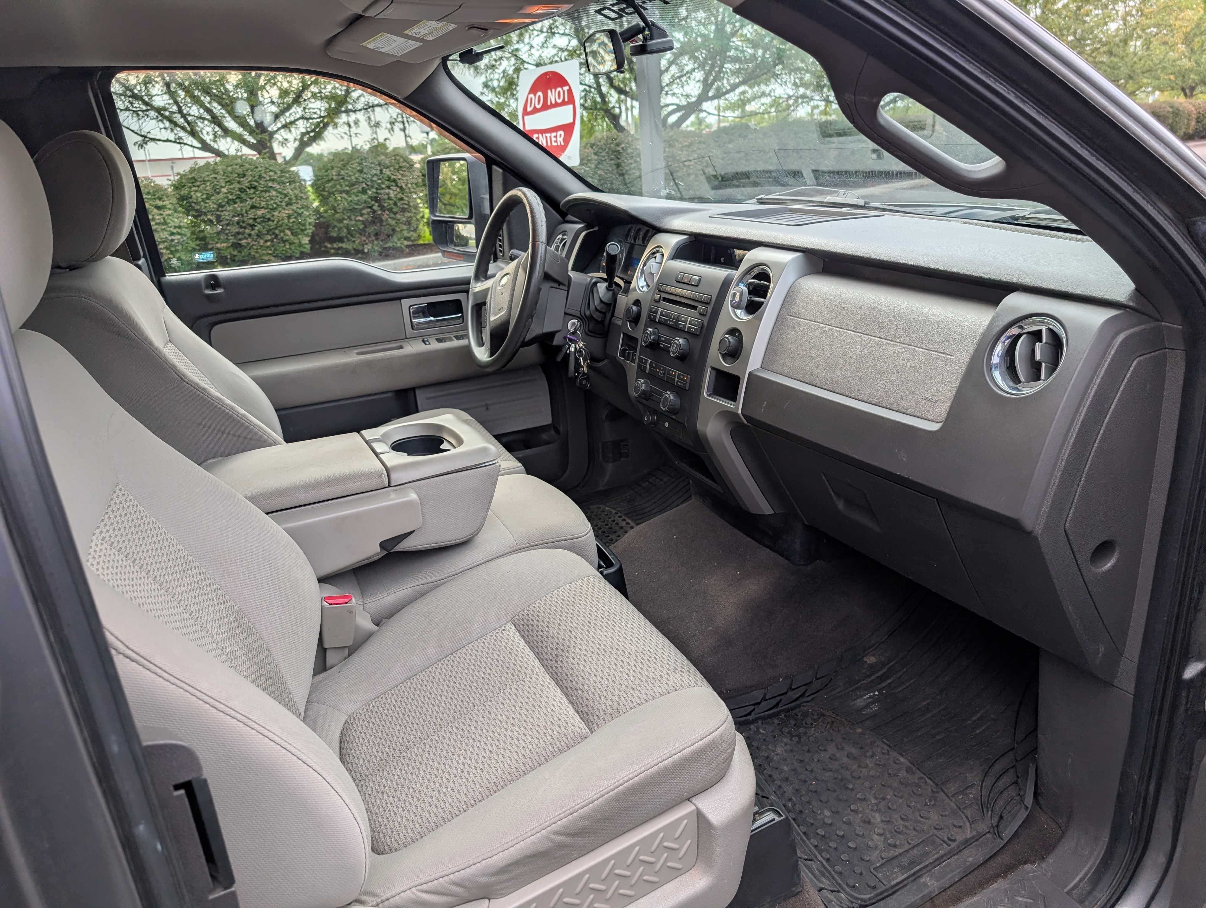 Used 2010 Ford F150 XLT AWD/4WD image 14