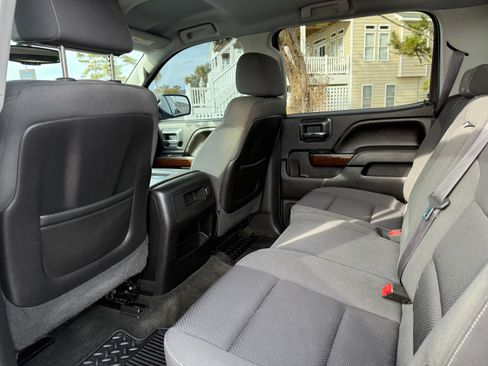 Used 2015 GMC Sierra 2500 SLE w/ SLE Preferred Package image 11