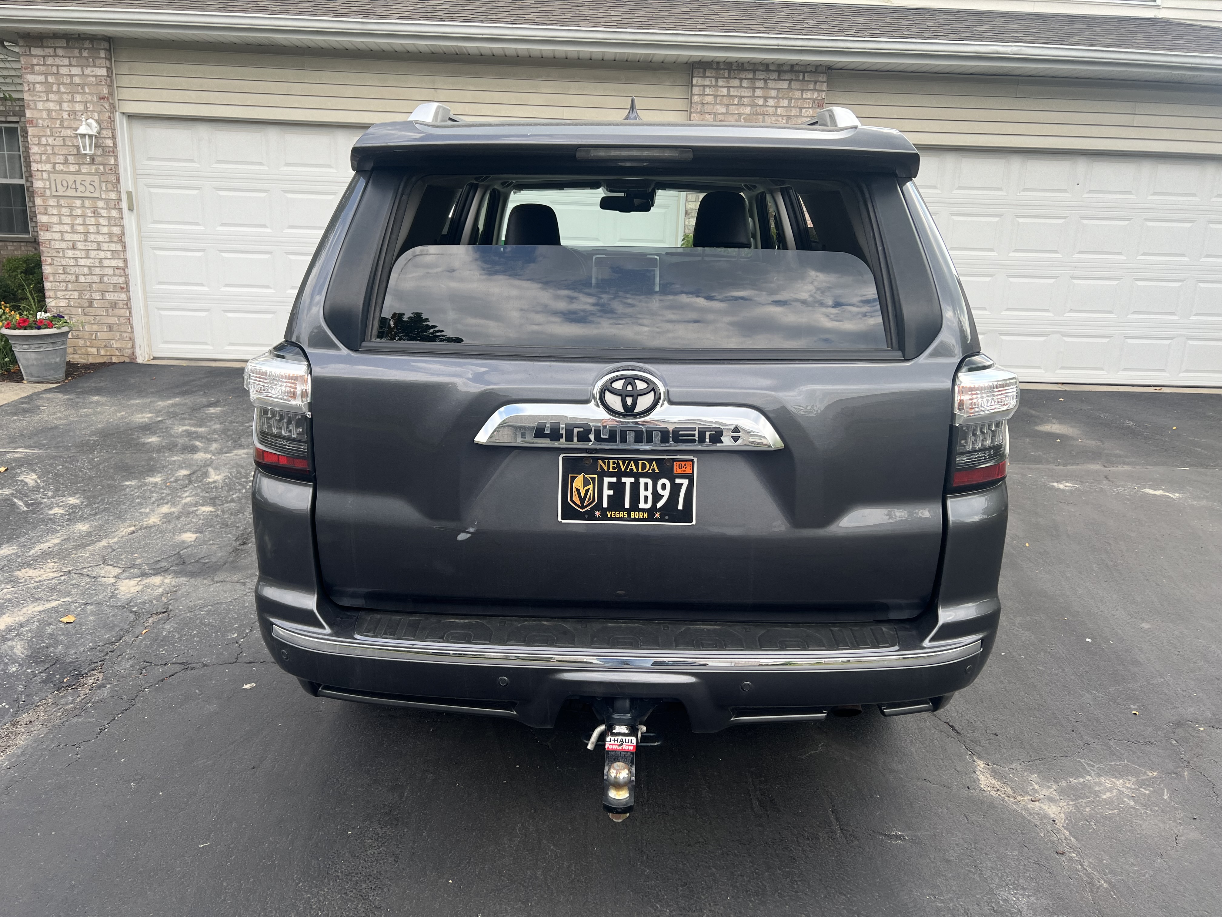 Used 2022 Toyota 4Runner Limited AWD/4WD image 5