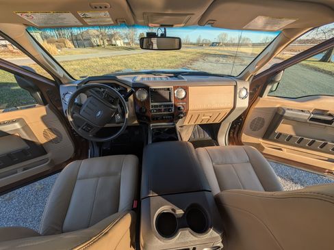 Used 2012 Ford F250 Lariat w/ Lariat Ultimate Pkg image 16