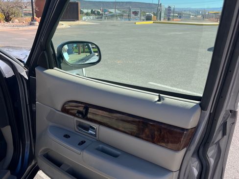 Used 2006 Mercury Grand Marquis LS image 13