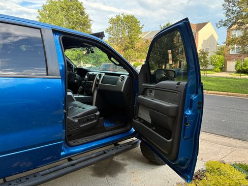 Used 2014 Ford F150 FX4 w/ Equipment Group 402A Luxury AWD/4WD image 12