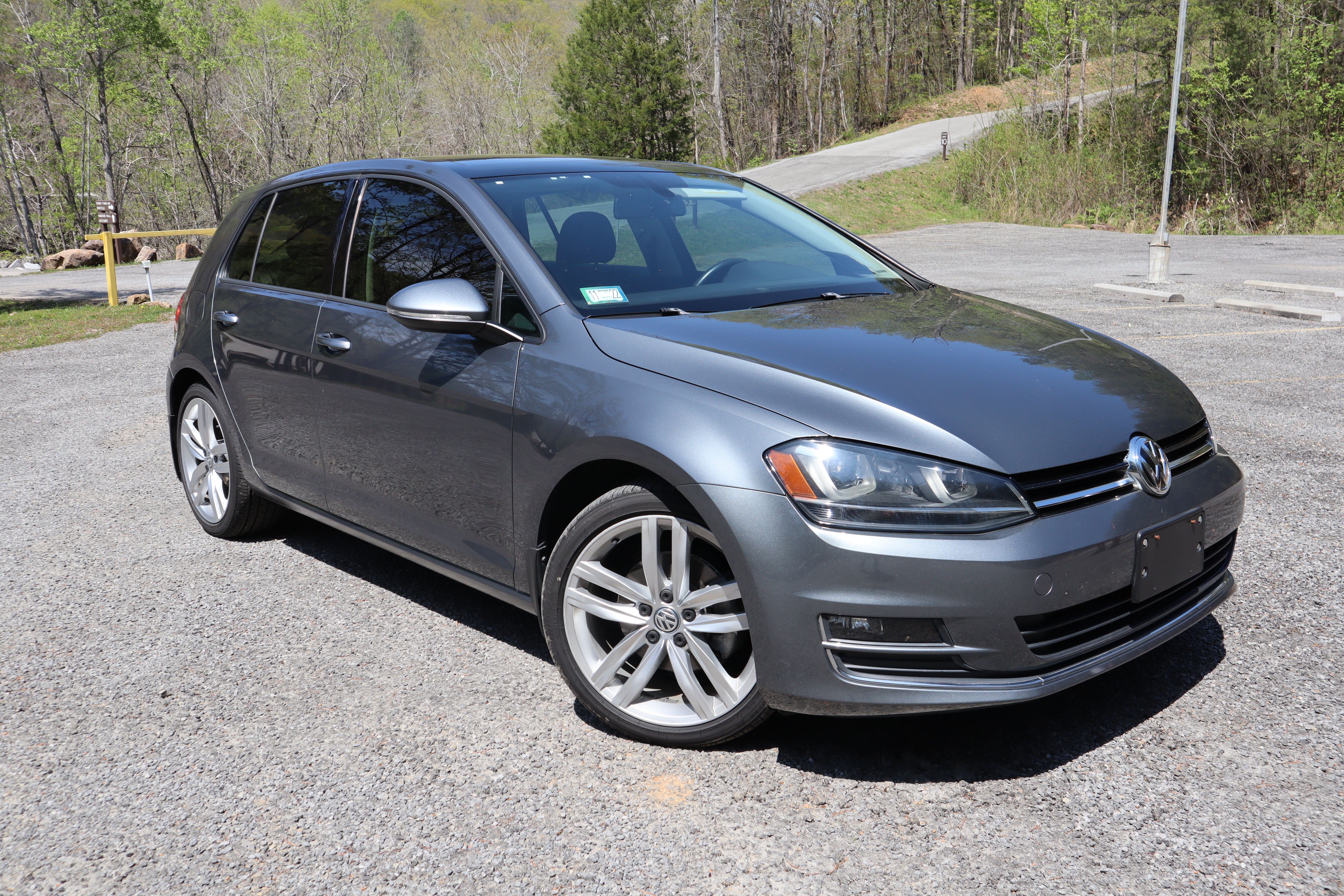Used 2015 Volkswagen Golf TDI SEL FWD image 5