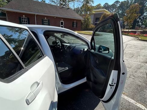 Used 2015 Chevrolet Trax LS image 16