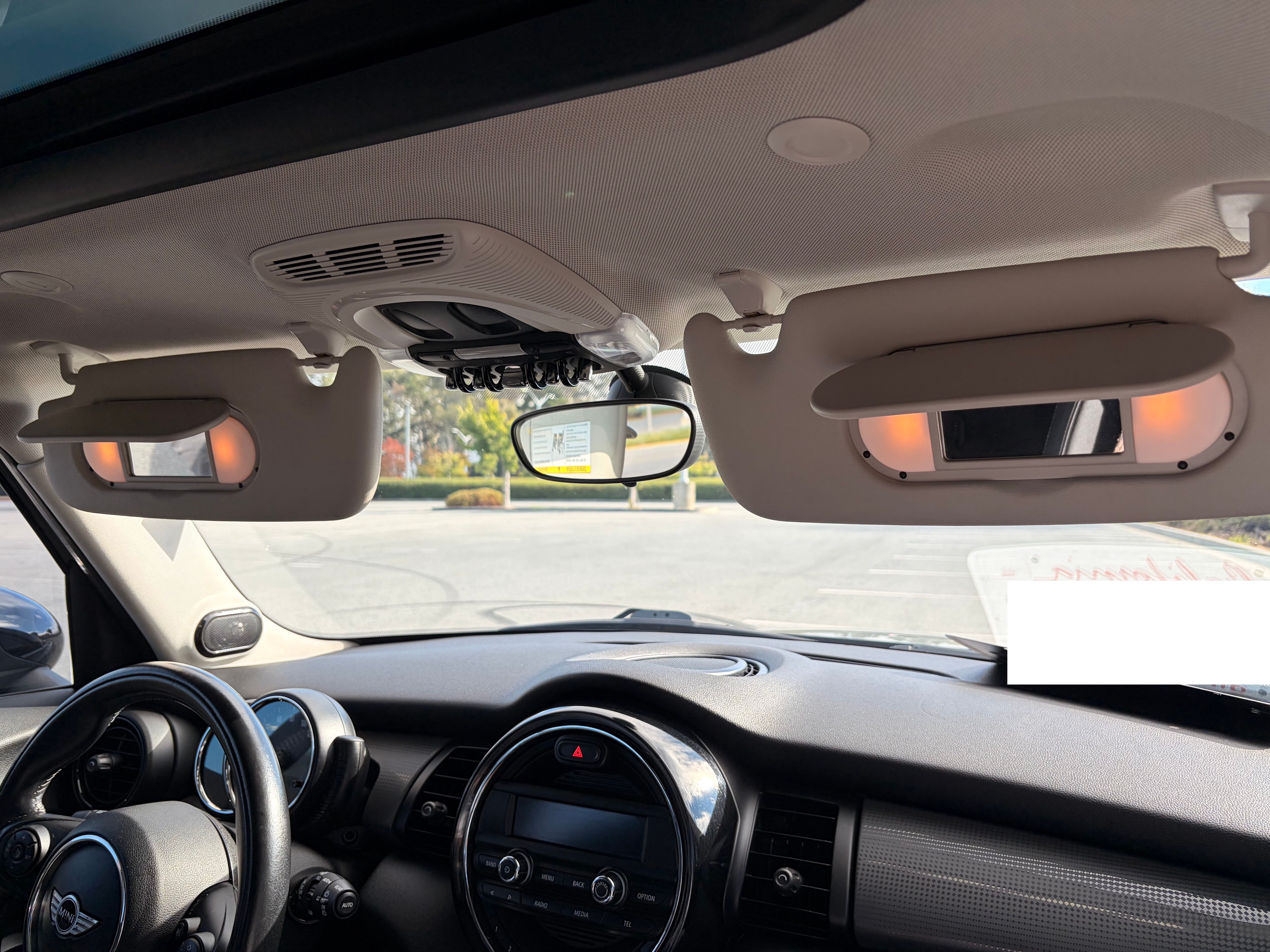 Used 2016 MINI Cooper 4-Door Hardtop FWD image 19