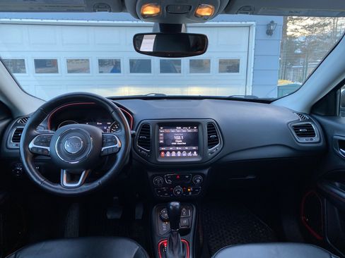 Used 2019 Jeep Compass Trailhawk w/ Leather Interior Group image 12