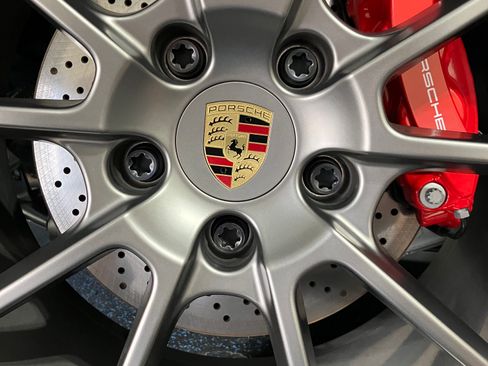 Used 2025 Porsche 718 Cayman GT4 image 21