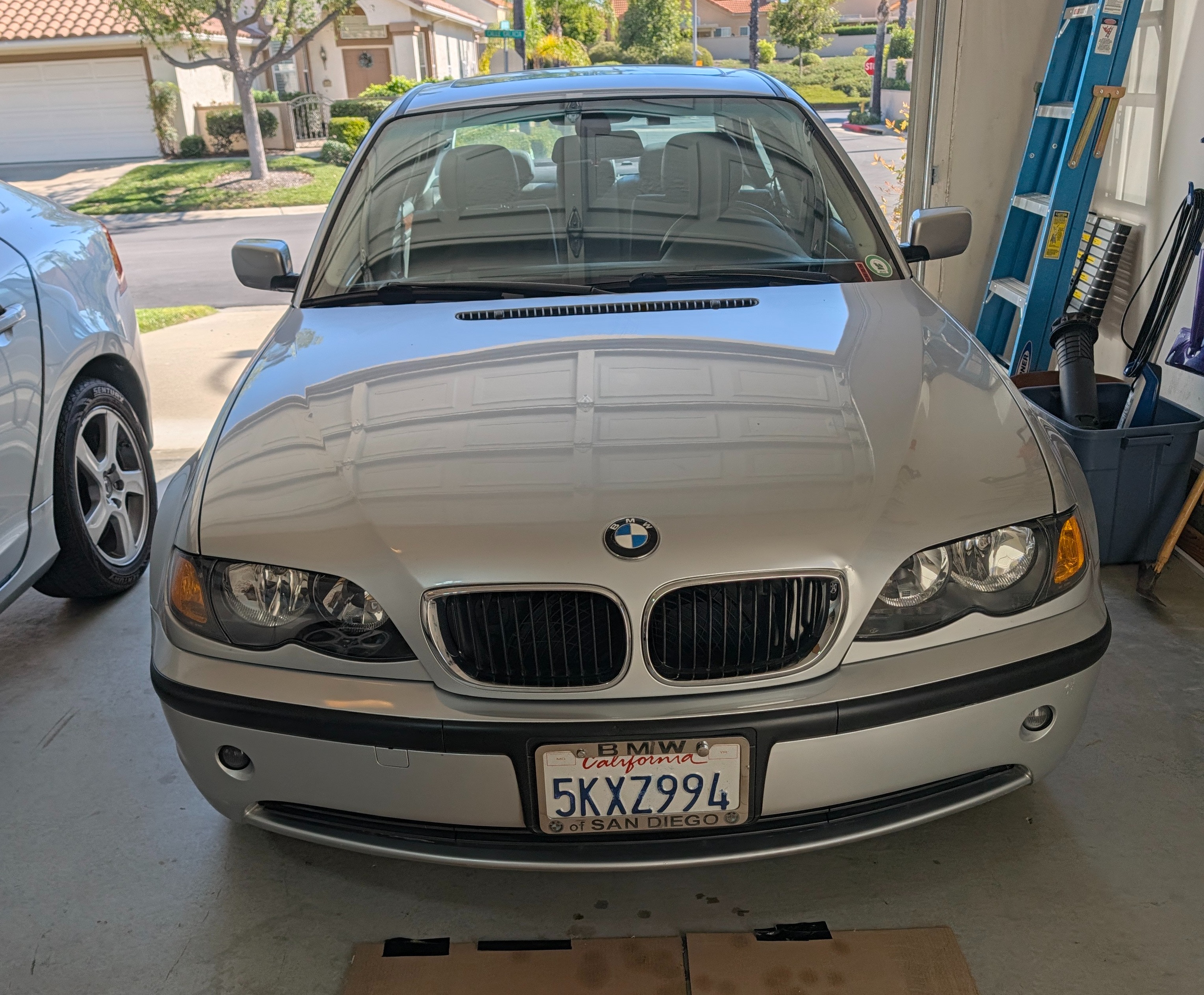 Used 2005 BMW 325i Sedan RWD image 12