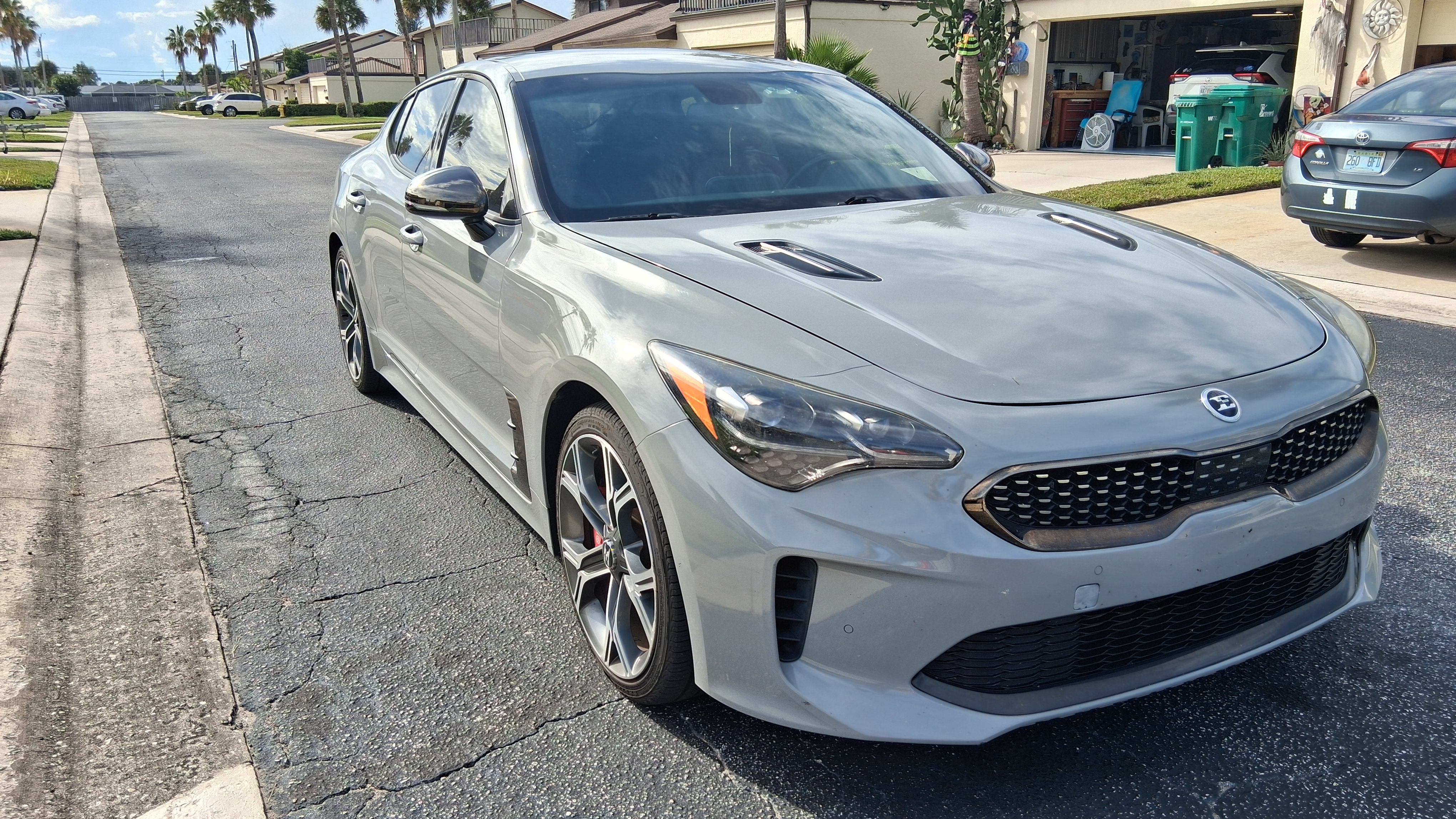 Used 2021 Kia Stinger GT RWD image 2