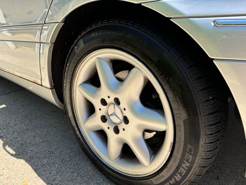 Used 2002 Mercedes-Benz C 240 Sedan image 13