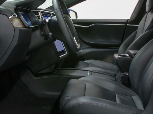 Used 2017 Tesla Model S 75D image 2