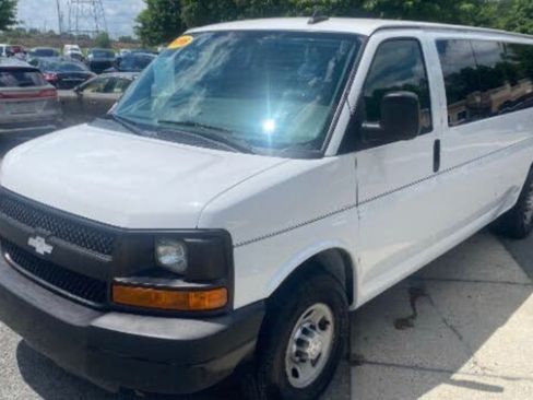 Used 2016 Chevrolet Express 3500 LT w/ LT Preferred Equipment Group RWD image 1