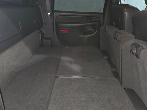 Used 2004 Chevrolet Silverado 3500 LT w/ Heavy-Duty Power Package image 15