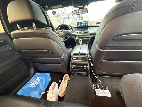 Used 2014 BMW 740Li image 6