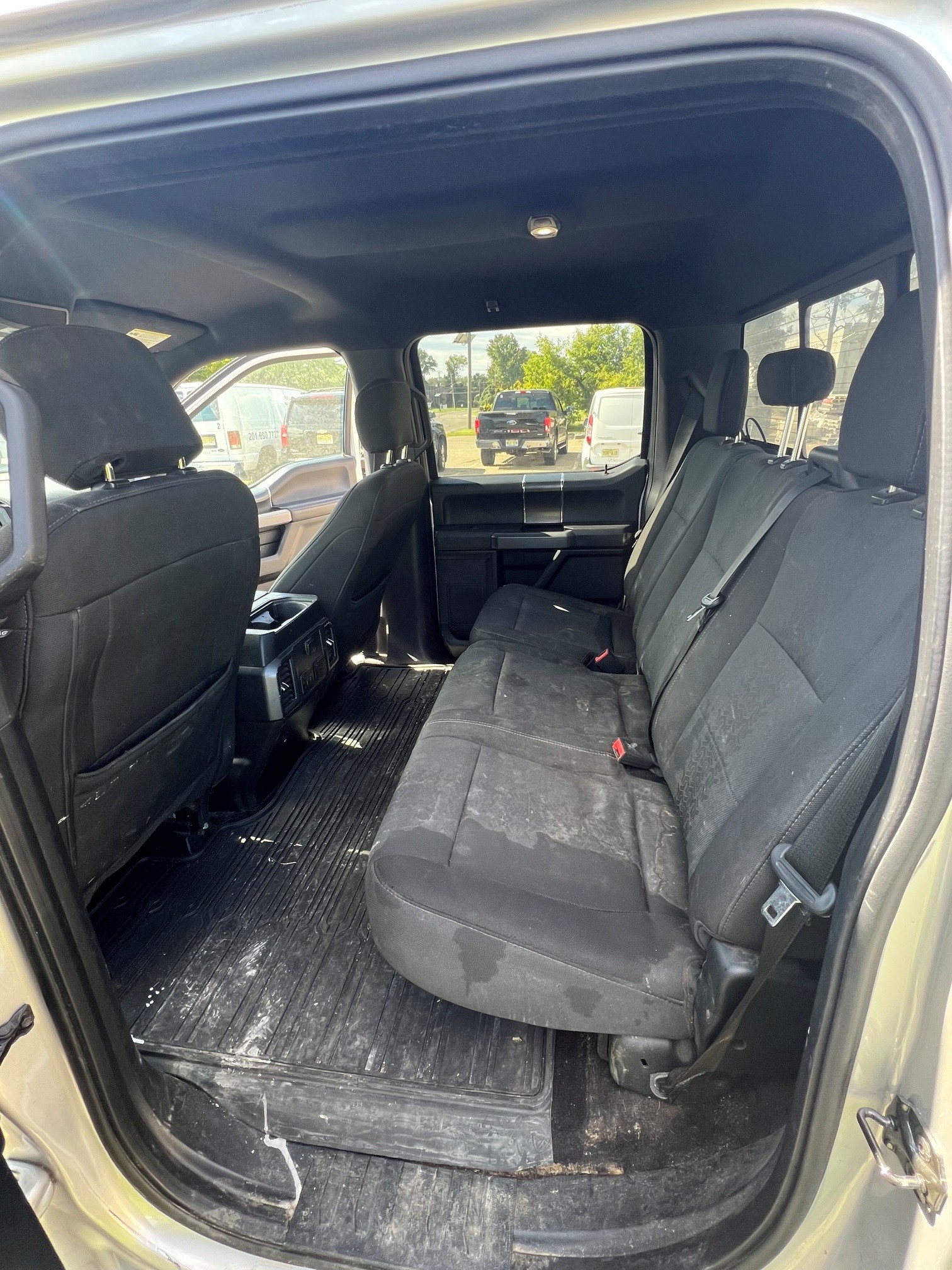 Used 2018 Ford F150 XLT w/ Equipment Group 302A Luxury AWD/4WD image 12