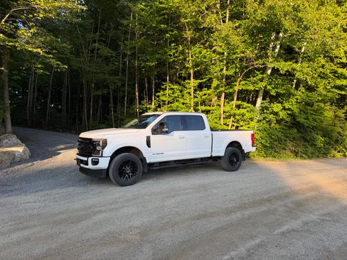 Used 2020 Ford F350 Lariat AWD/4WD image 1