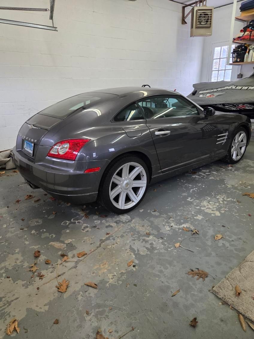 Used 2004 Chrysler Crossfire Coupe RWD image 4