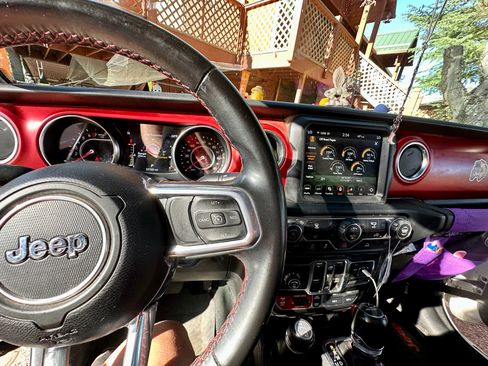 Used 2022 Jeep Gladiator Rubicon w/ Trailer Tow Package image 22