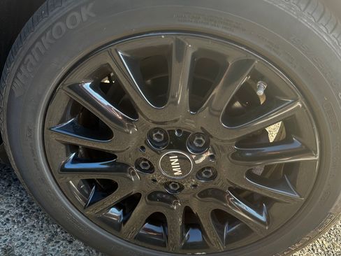 Used 2017 MINI Cooper S FWD image 16