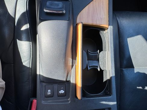 Used 2015 Lexus RX 450h FWD image 9