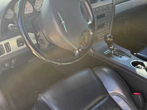 Used 2005 Ford Thunderbird Deluxe image 6