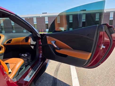 Used 2019 Chevrolet Corvette Z06 RWD image 14