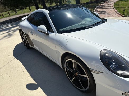 Used 2014 Porsche 911 Carrera image 13