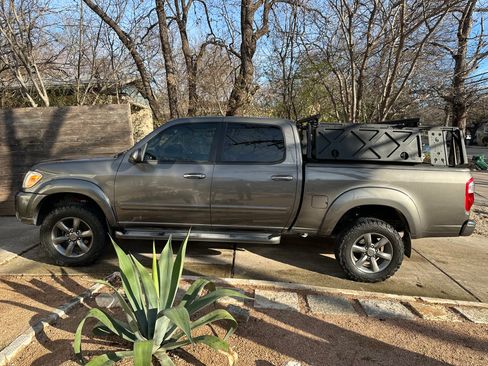 Used 2005 Toyota Tundra Limited image 8