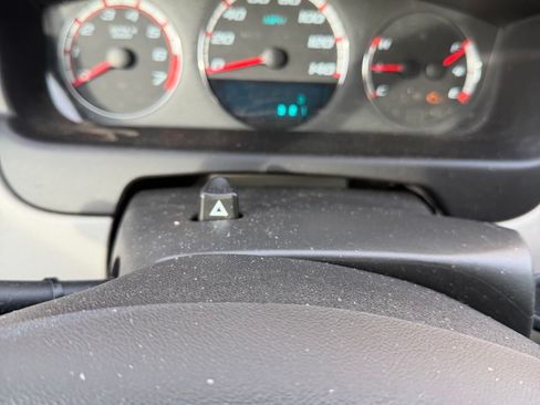 Used 2008 Chevrolet Impala SS w/ Convenience Package image 9