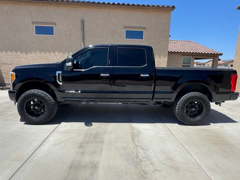 Used 2017 Ford F350 Lariat w/ Lariat Ultimate Package AWD/4WD image 1