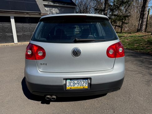 Used 2006 Volkswagen GTI 2.0T 2-Door image 5