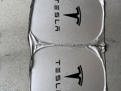 Used 2020 Tesla Model 3 Long Range AWD/4WD image 17