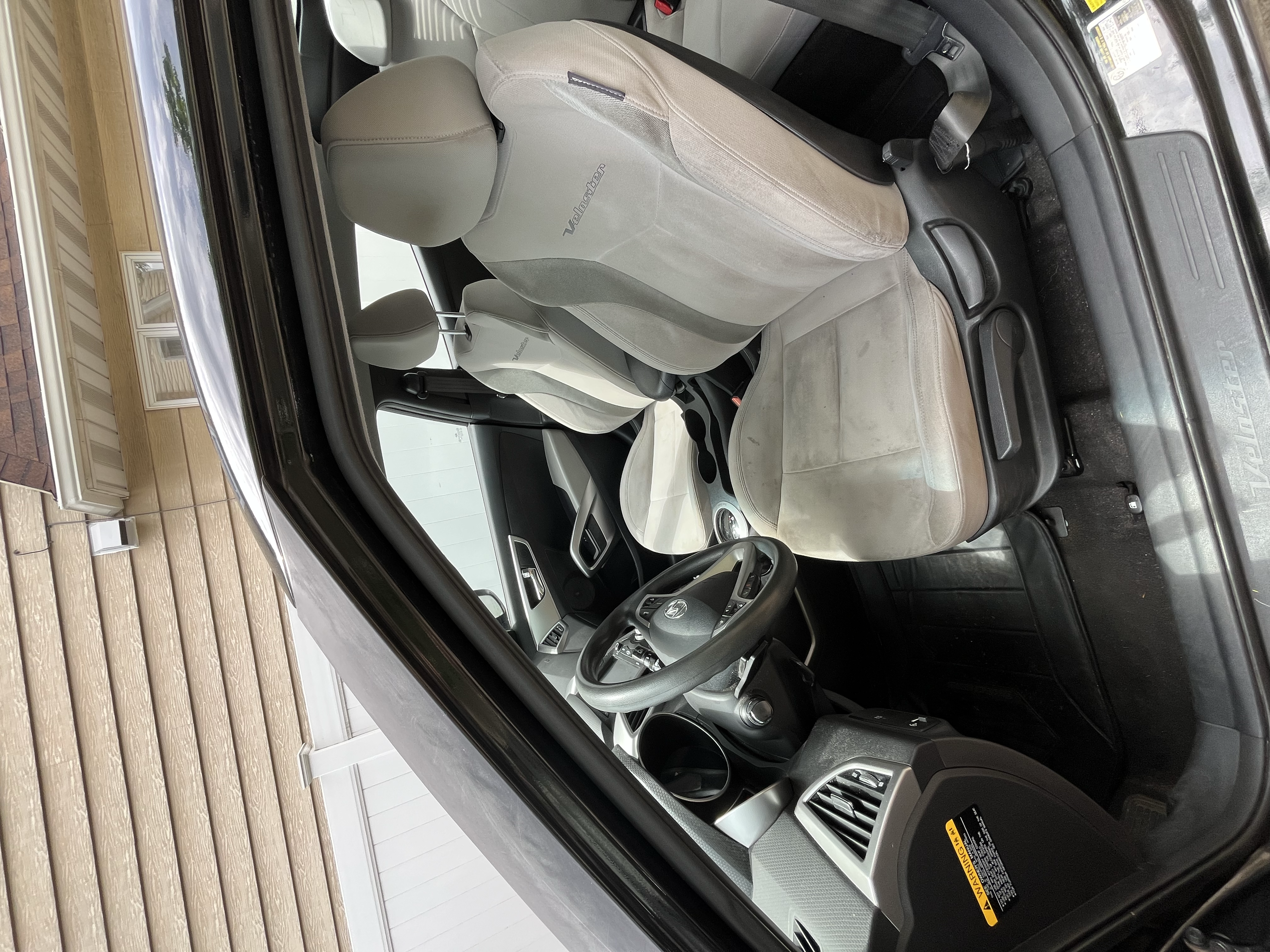 Used 2013 Hyundai Veloster FWD image 14