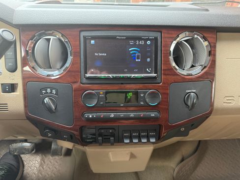 Used 2008 Ford F350 King Ranch image 15