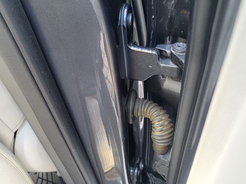 Used 2012 Mercedes-Benz ML 350 BlueTEC 4MATIC image 16