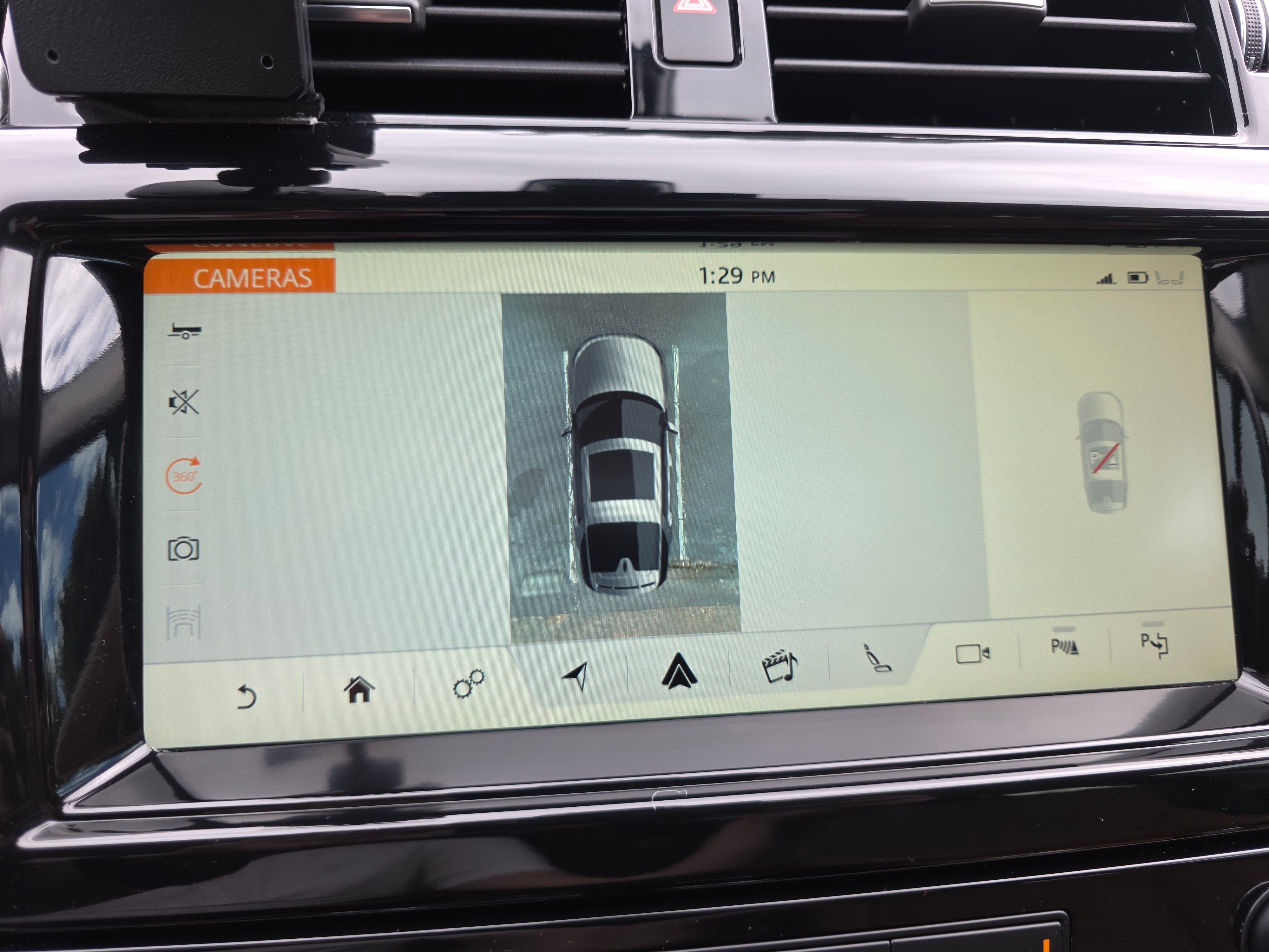 Used 2018 Land Rover Discovery HSE Luxury AWD/4WD image 24