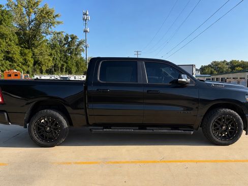 Used 2019 RAM 1500 Big Horn AWD/4WD image 1