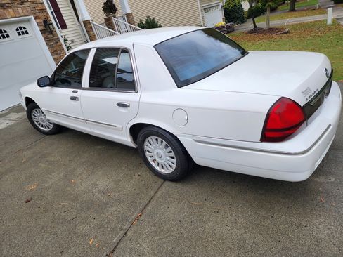 Used 2007 Mercury Grand Marquis LS image 13