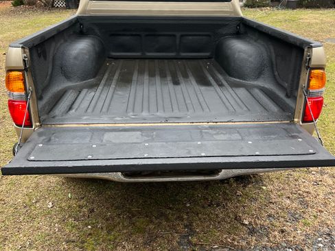 Used 2004 Toyota Tacoma 4x4 Double Cab image 5