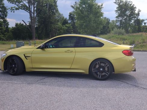 Used 2015 BMW M4 Coupe RWD image 2