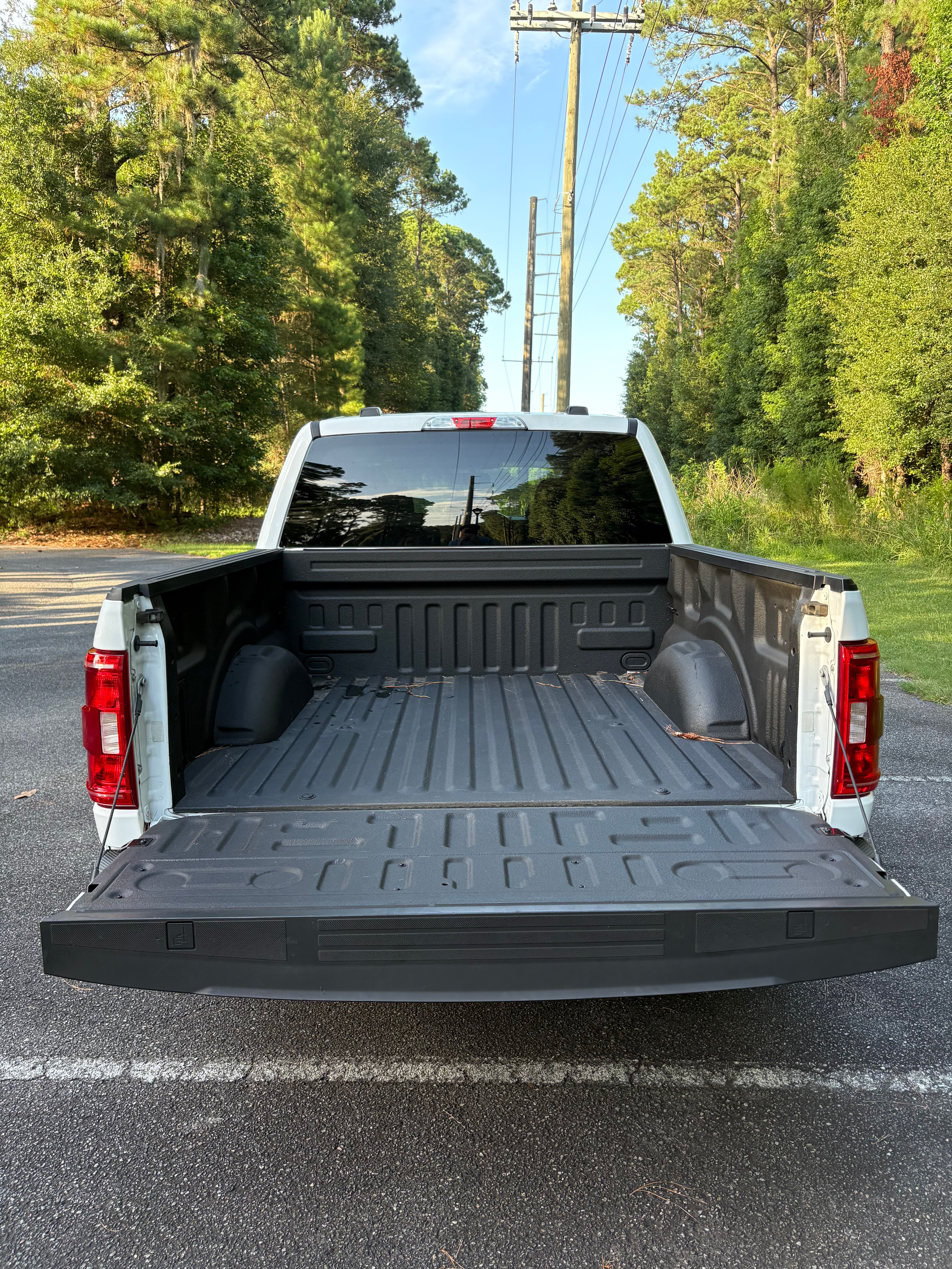 Used 2023 Ford F150 XLT w/ Equipment Group 301A Mid RWD image 6