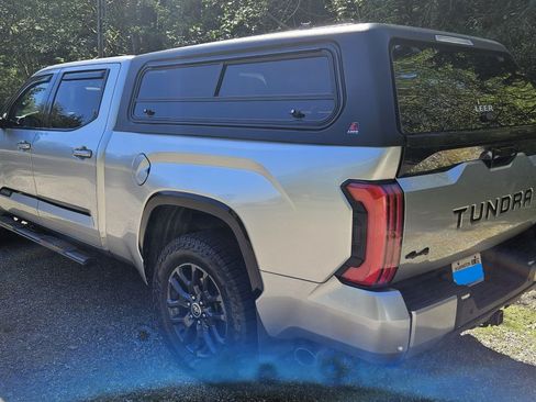 Used 2023 Toyota Tundra Platinum AWD/4WD image 5