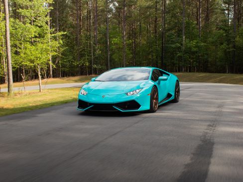 Used 2015 Lamborghini Huracan LP 610-4 AWD/4WD image 17