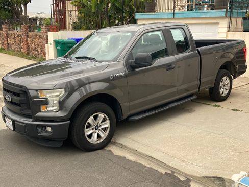 Used 2016 Ford F150 XL w/ Equipment Group 101A Mid image 1