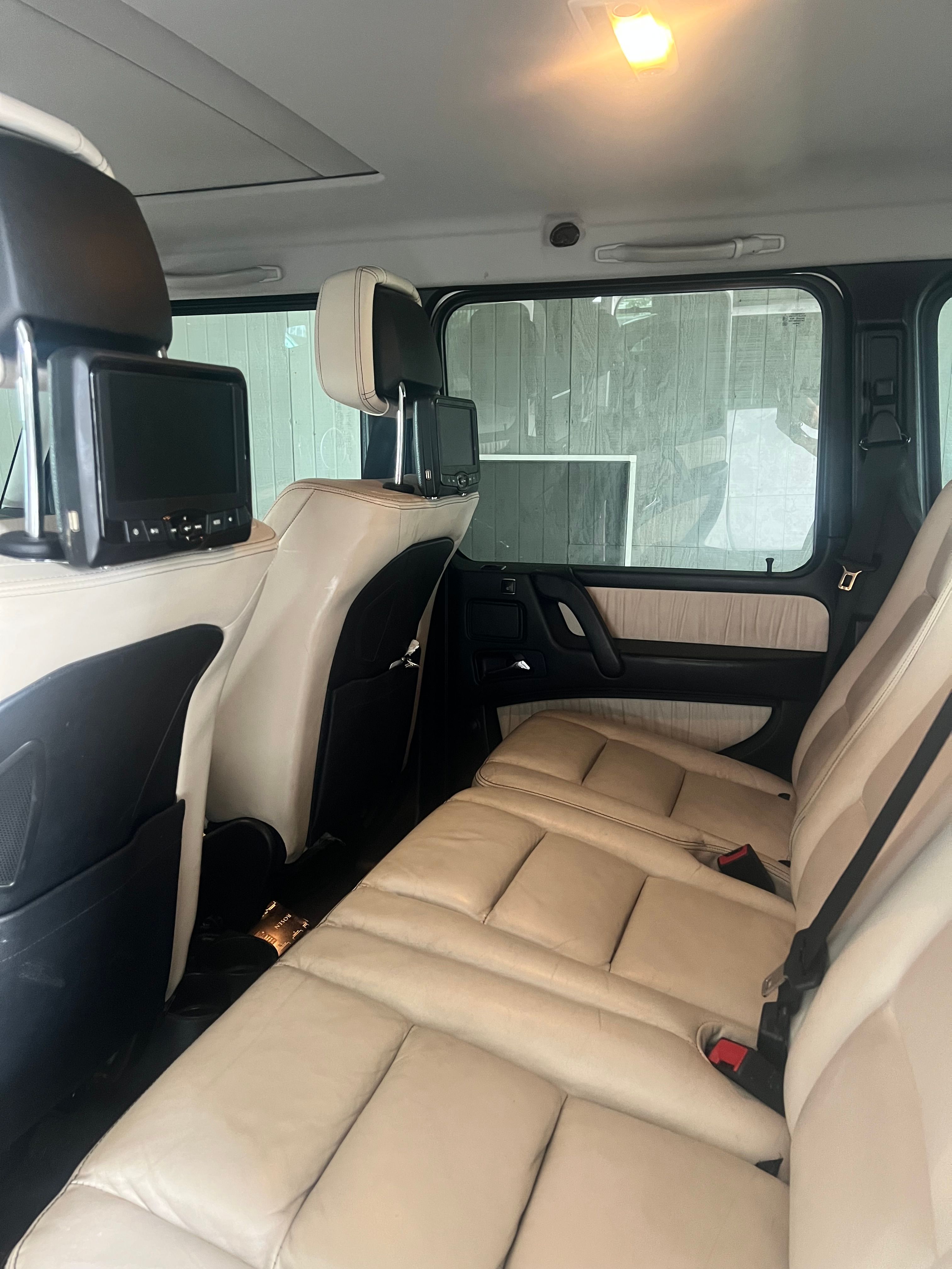 Used 2015 Mercedes-Benz G 550 image 8