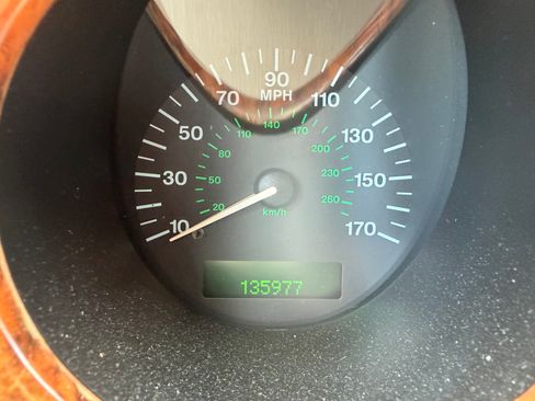 Used 2003 Jaguar XJ8 image 26