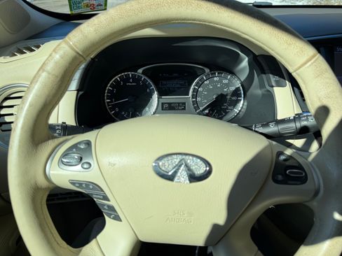 Used 2014 INFINITI QX60 AWD w/ Premium Plus Package image 16