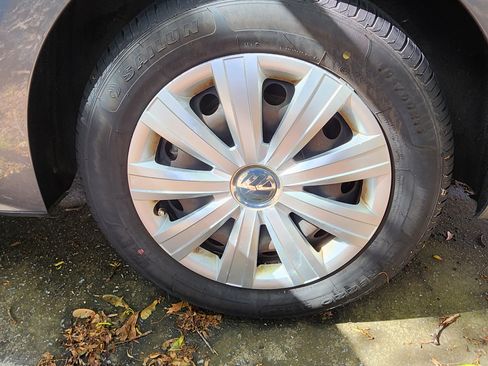 Used 2014 Volkswagen Jetta S image 8