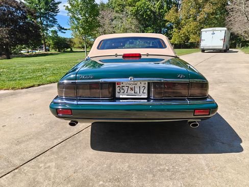 Used 1995 Jaguar XJS 4.0 Convertible RWD image 10